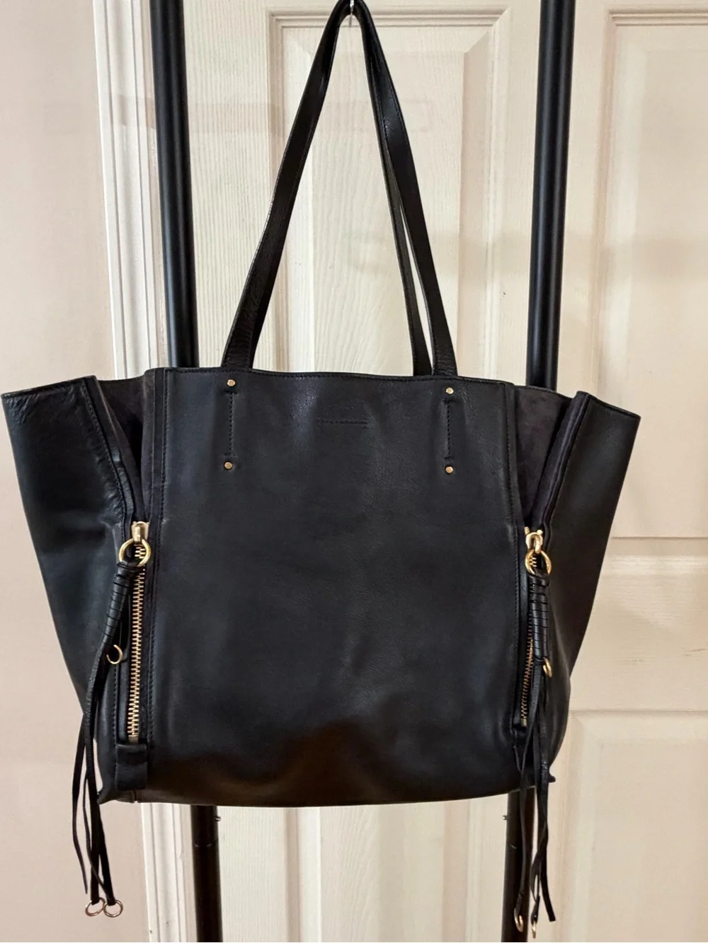 Chloé Milo Tote Bag